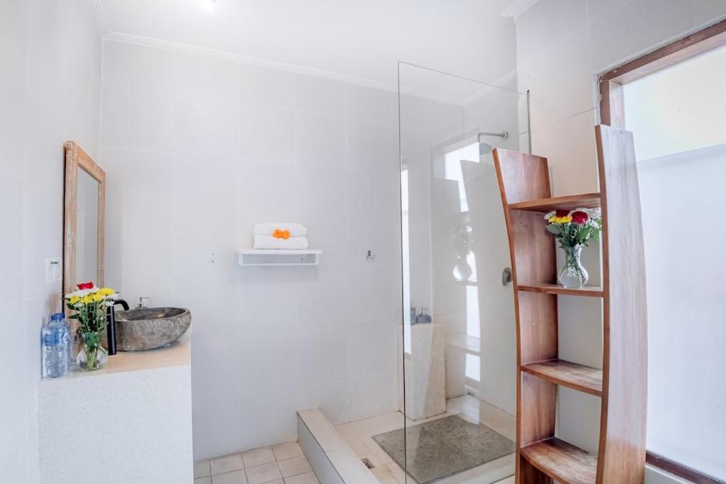 2BR Villa Central Seminyak,50 m walk to the beach 2BR Villa Central Seminyak,50 m walk to the beach