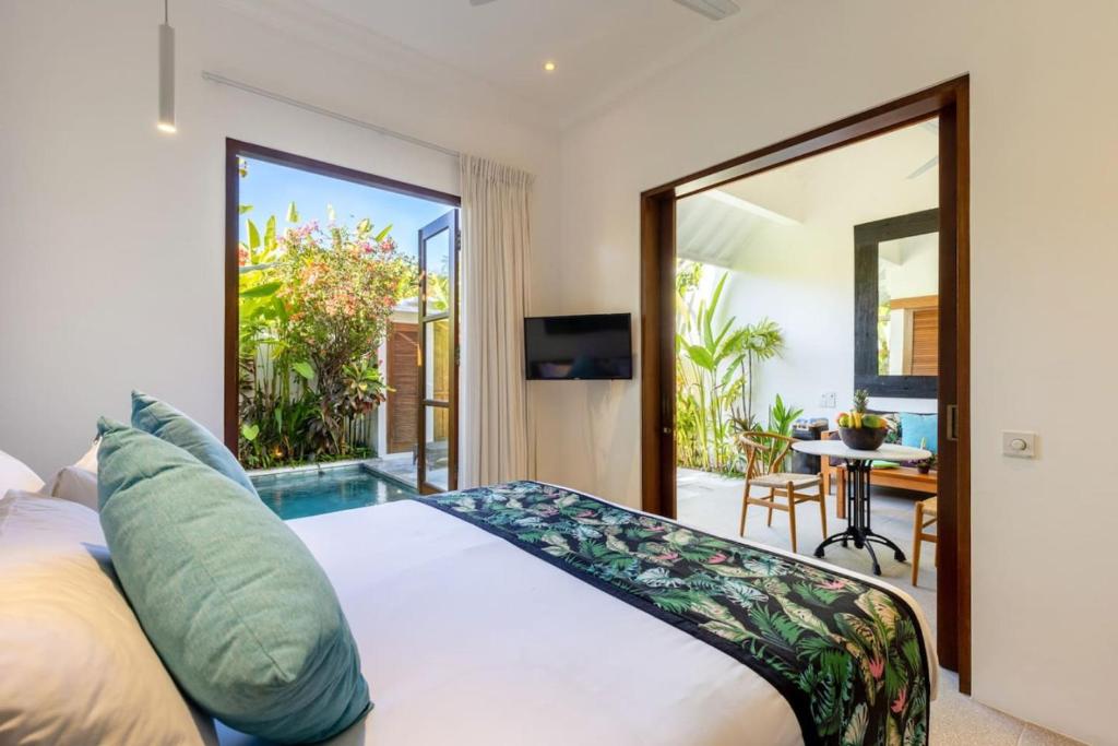 Paradise in the heart of Seminyak, 1-BR Pool-Villa Paradise in the heart of Seminyak, 1-BR Pool-Villa