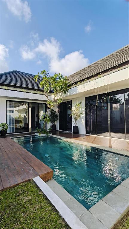 Elwan Villa Seminyak