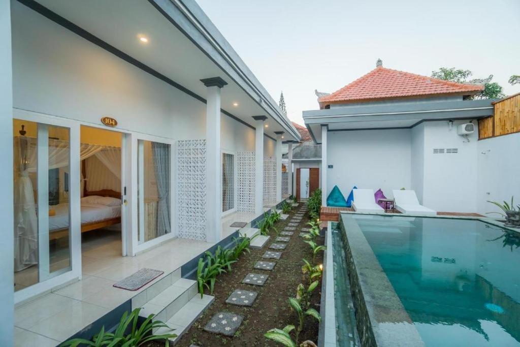 Deluxe room near seminyak beach Deluxe room near seminyak beach