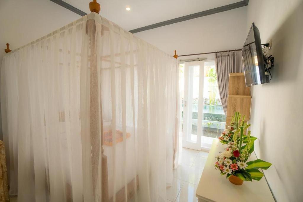 Deluxe room near seminyak beach Deluxe room near seminyak beach