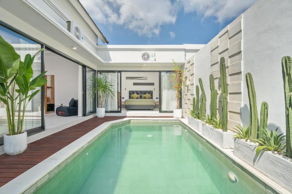 Rosso Verde 2BR Villa near Seminyak Rosso Verde 2BR Villa near Seminyak