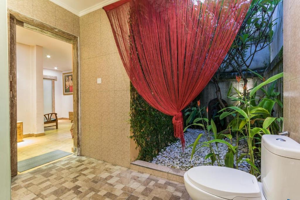 Villa Odil, Great Value 700m beach & 15m pool