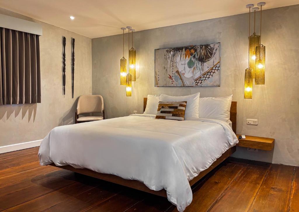 Tropical Townhouse 3 Bedrooms Seminyak Tropical Townhouse 3 Bedrooms Seminyak