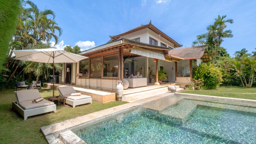 Villa Mogi by Villa Finder Villa Mogi by Villa Finder
