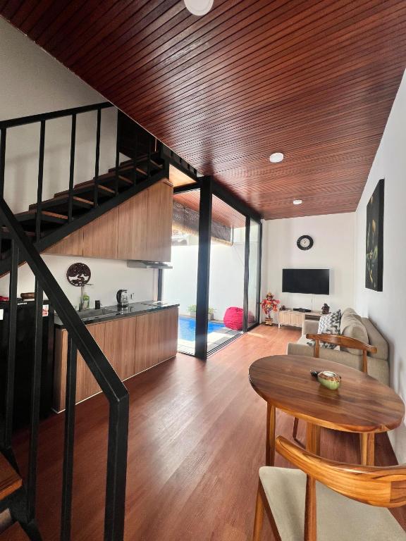 Oemah Ozzy Villa 2 Bedroom With Privat Pool Oemah Ozzy Villa 2 Bedroom With Privat Pool