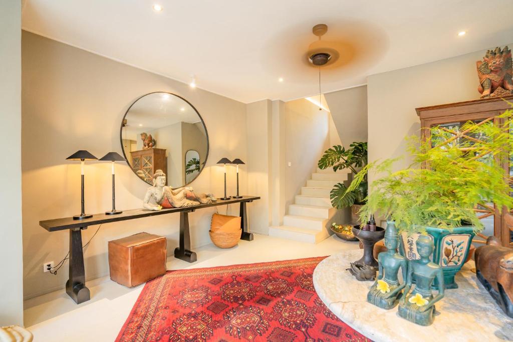 Anam Khaya - Brand New Villa, Walk to Seminyak Beach Anam Khaya - Brand New Villa, Walk to Seminyak Beach