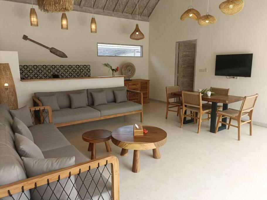 Villa Numa - Spacious 1 BR Villa, Seminyak strategic loc Villa Numa - Spacious 1 BR Villa, Seminyak strategic loc