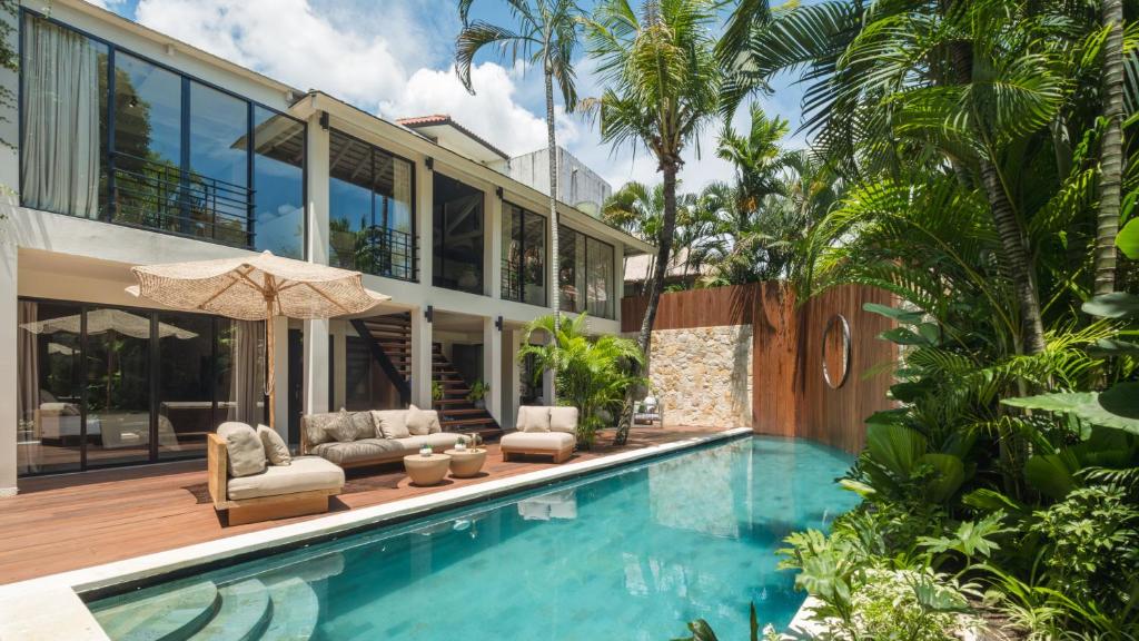 Villa Dreamora by Villa Finder Villa Dreamora by Villa Finder