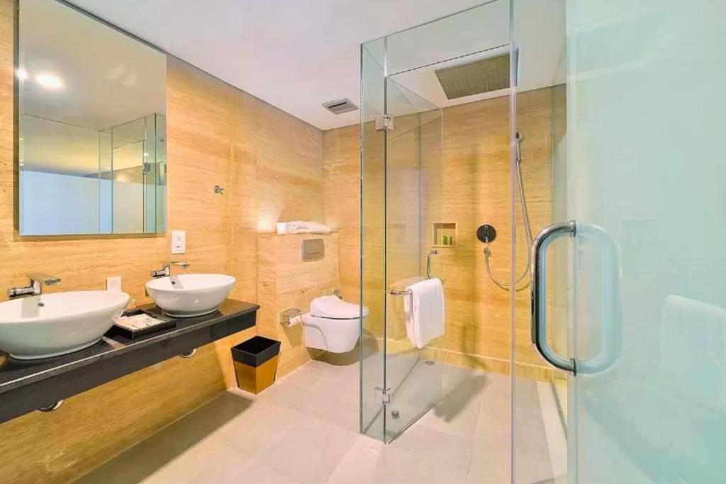 Viorel 1 BR Whirlpool Suite Room ZN75 Viorel 1 BR Whirlpool Suite Room ZN75