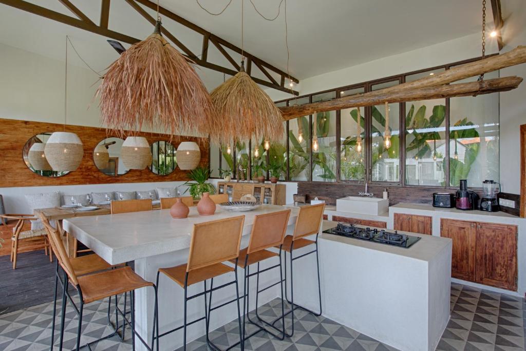 Spacious 7BR Villas Amaya & Gaia-Umalas